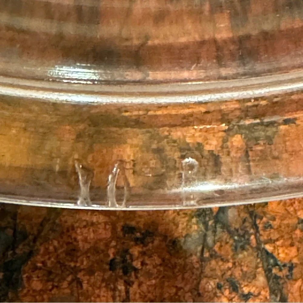 PYREX. Vintage, 10 inch pie dish.‎ Deep dish, Scalloped trim. Clear.